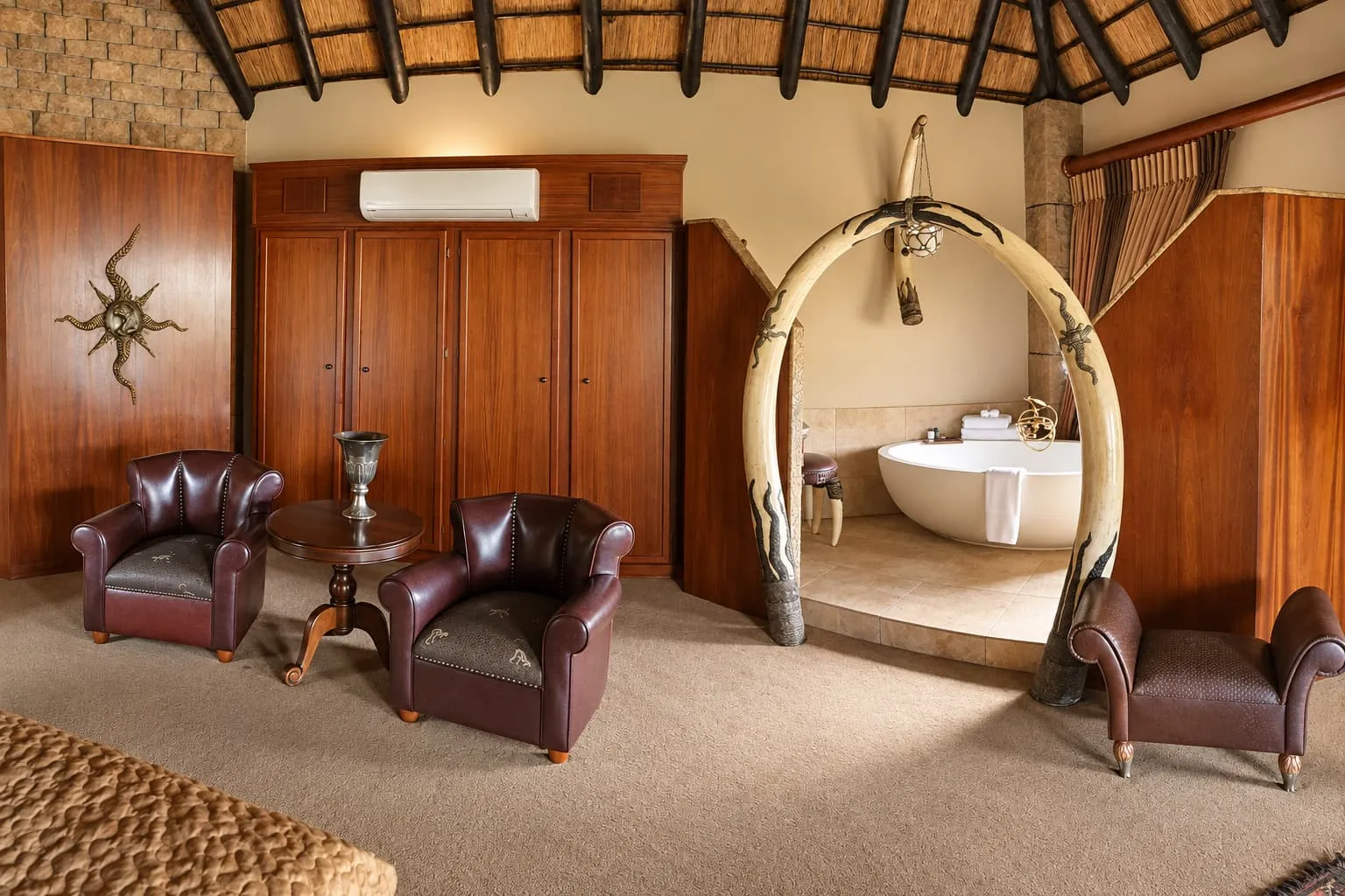 Presidential Suite — photo 2 of 9